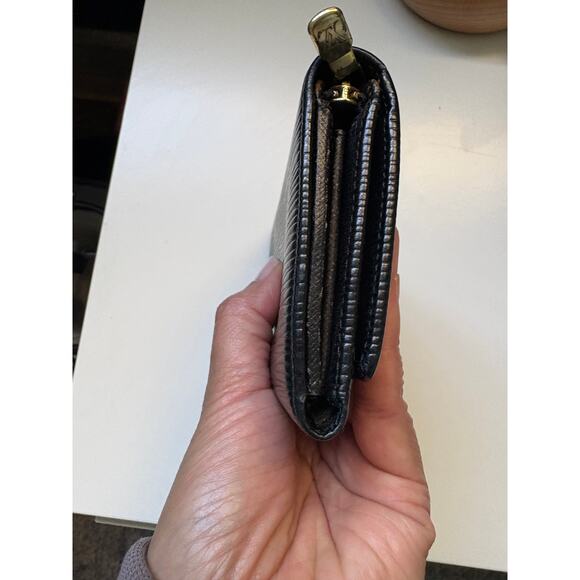 Vintage Louis Vuitton Black Epi Sarah Compact Wallet - Picture 3 of 7